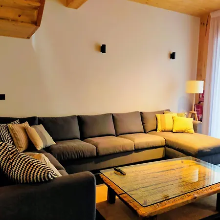 Chalé 42 Grados Norte Vadinia Besande