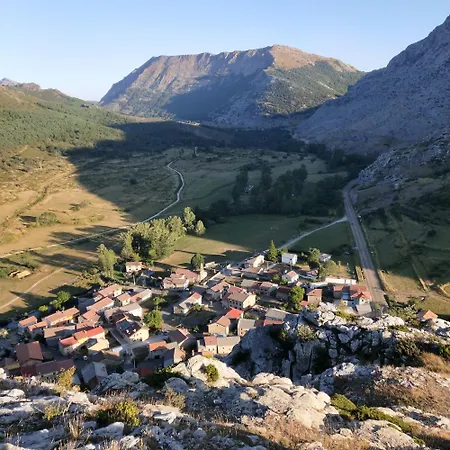 Dağ evi 42 Grados Norte Vadinia Besande